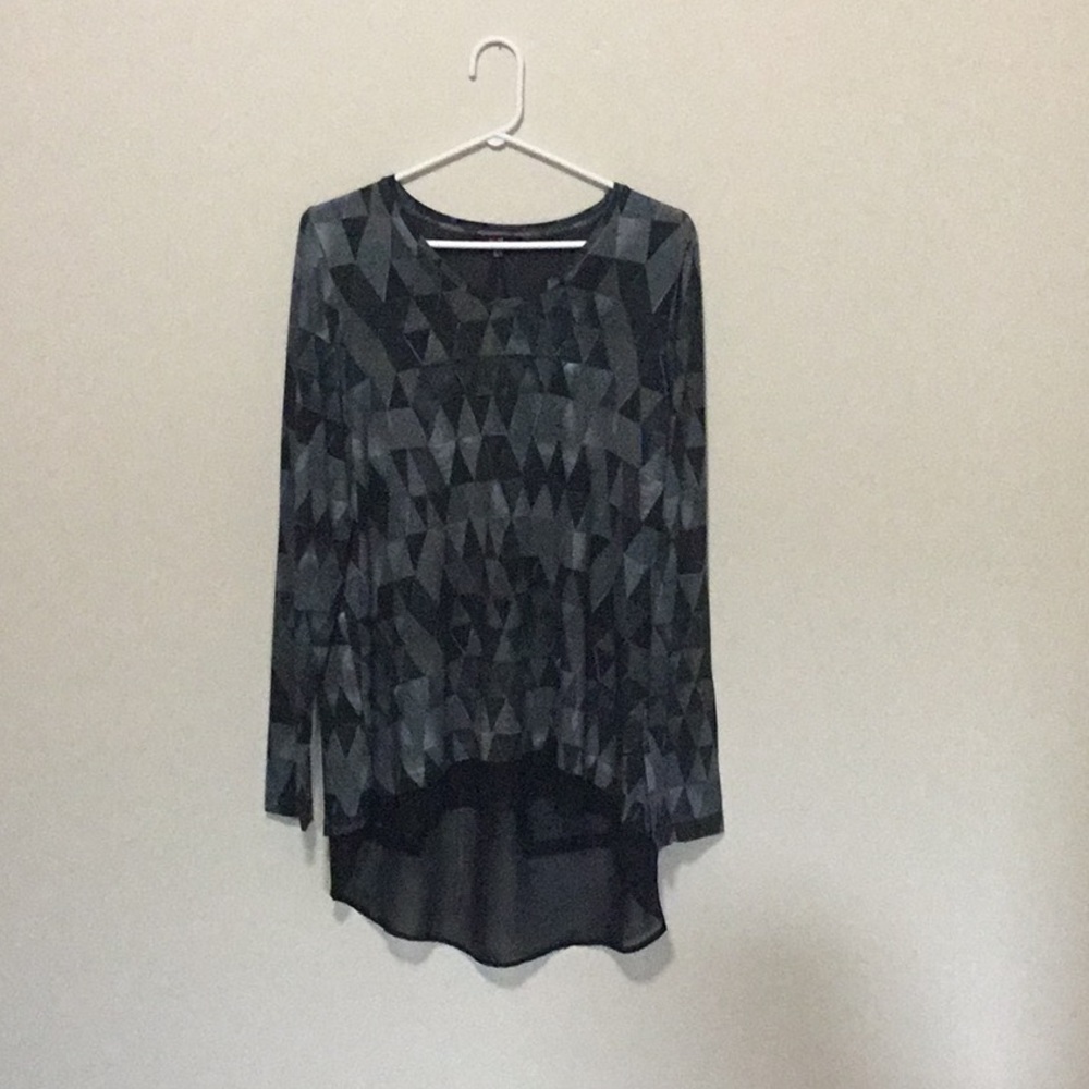 Yest high low top in geometric print